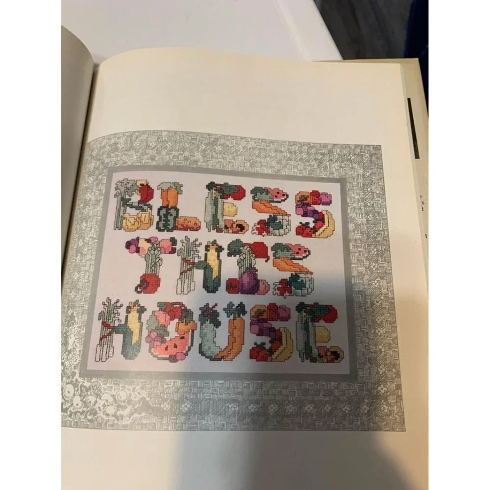 Vintage The Vanessa-Ann CollectionA Signature in Time: Contemporary Samplers to